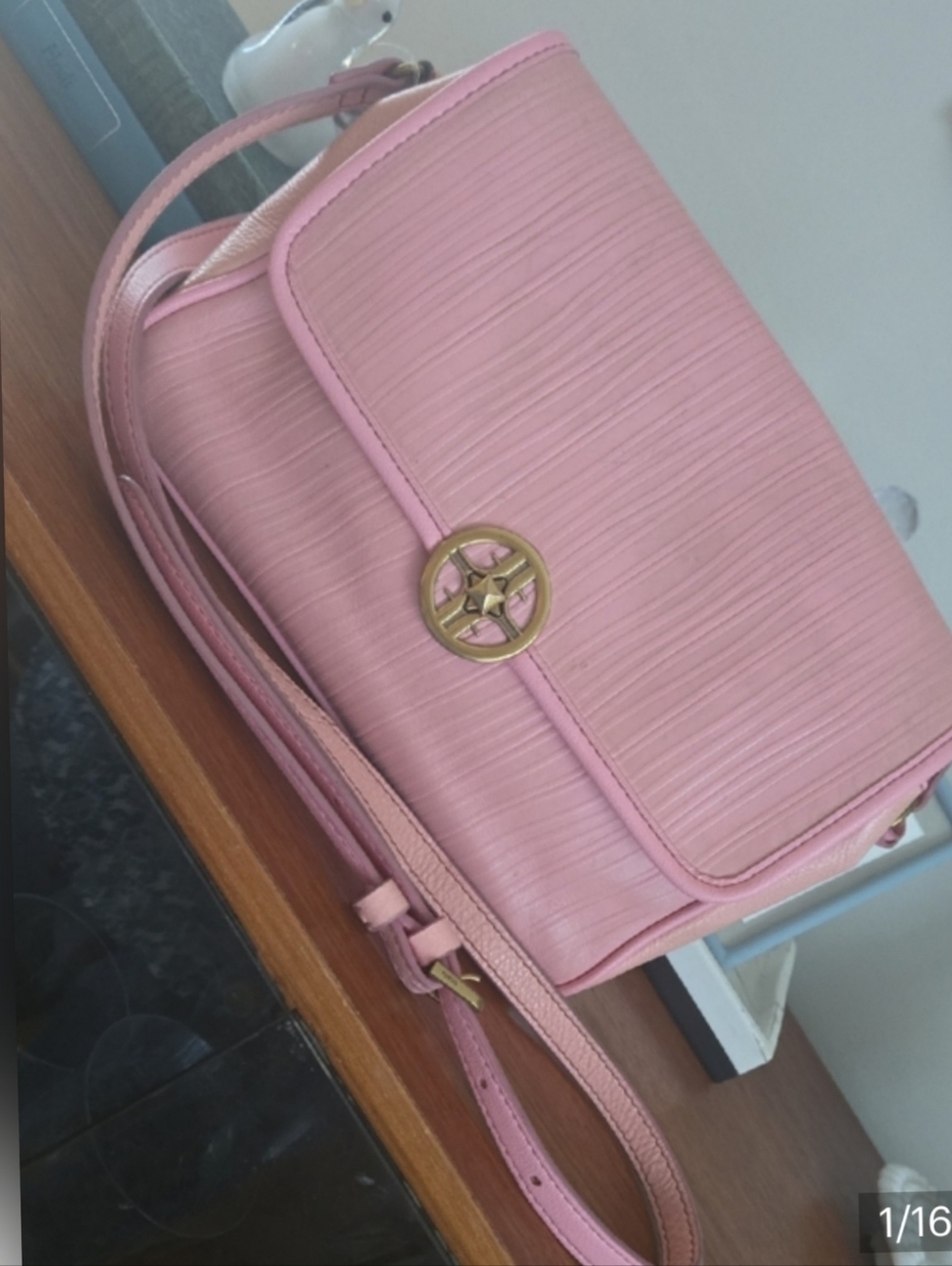 Fossil Pink Leather  Crossbody Shoulder Bag with Gold Emblem